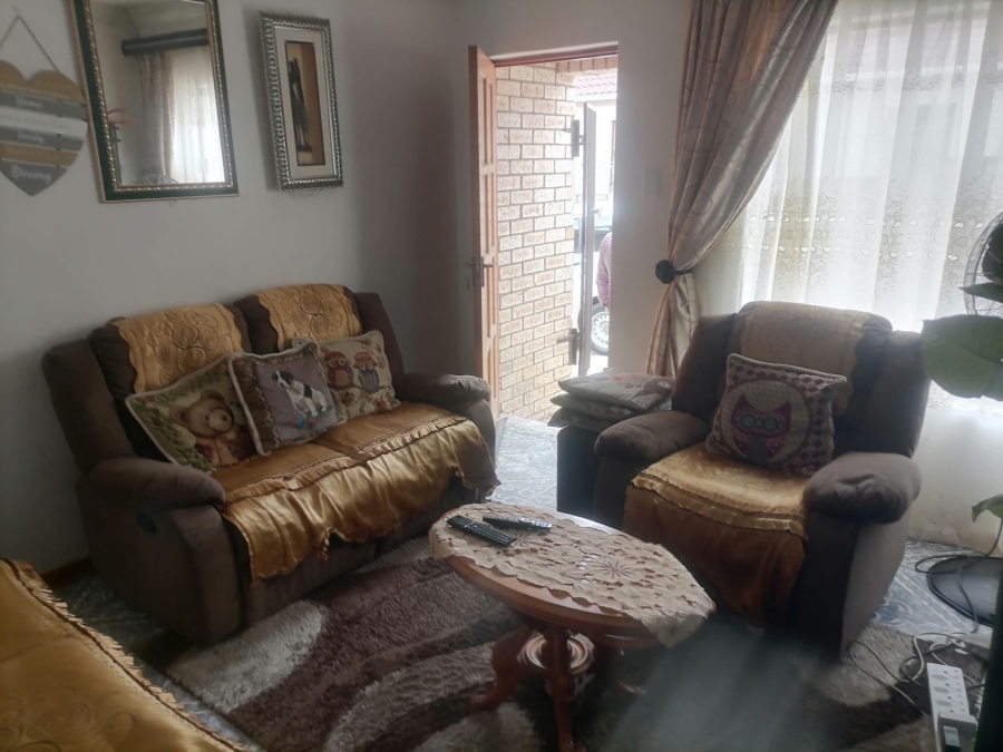 3 Bedroom Property for Sale in Zwelitsha Eastern Cape